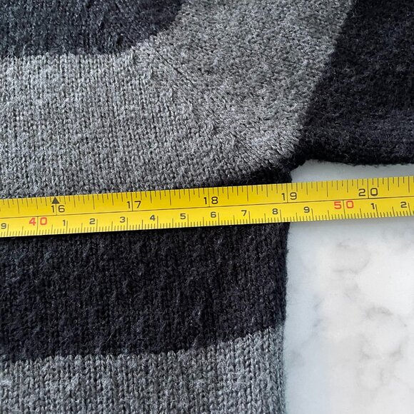 Long Black Gray Striped Cardigan - NWD Size S - Picture 5 of 10